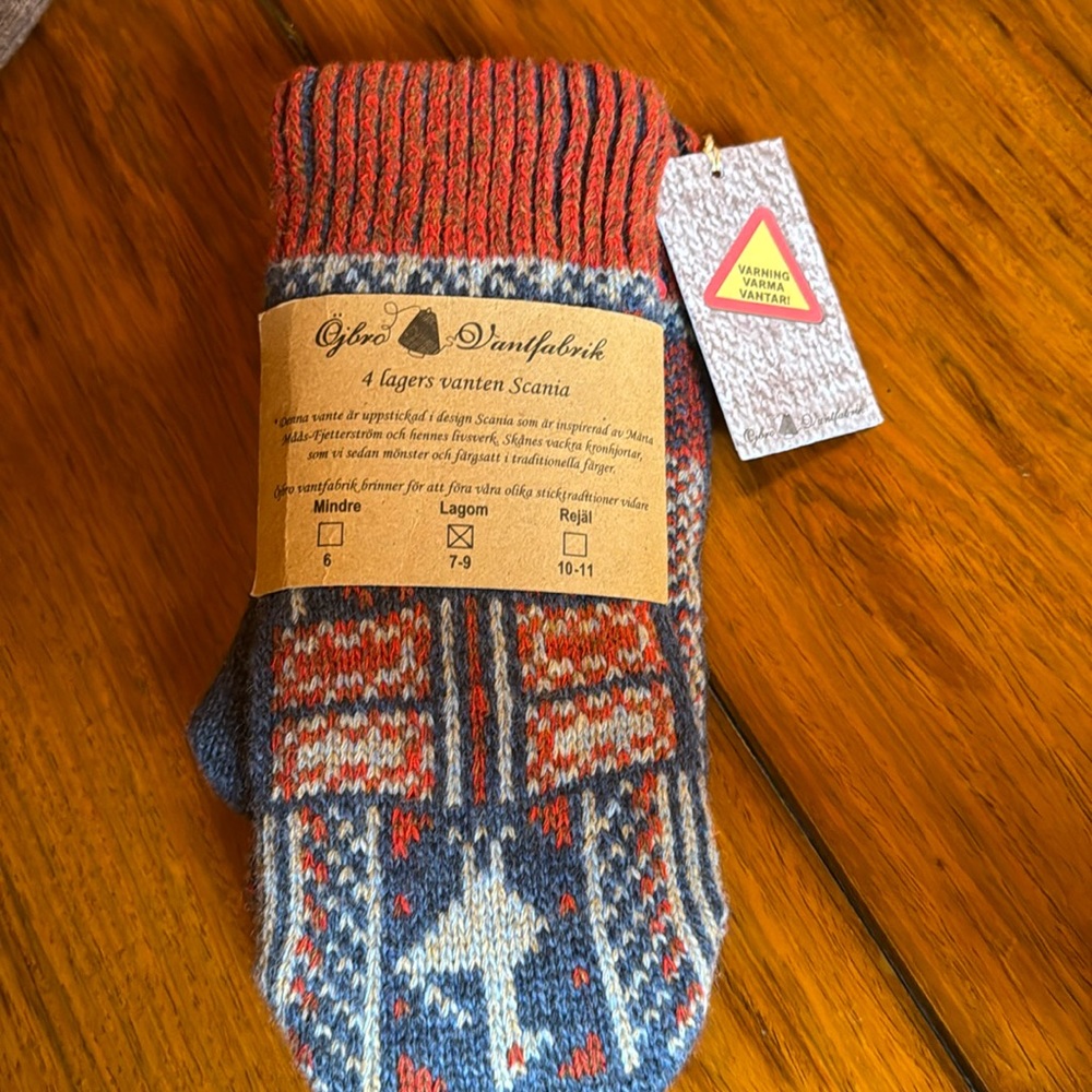 Öjbro Vantfabrik wool mittens